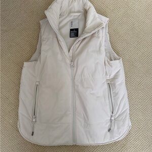 Vuori Canyon Insulated Bone Vest Sz XS